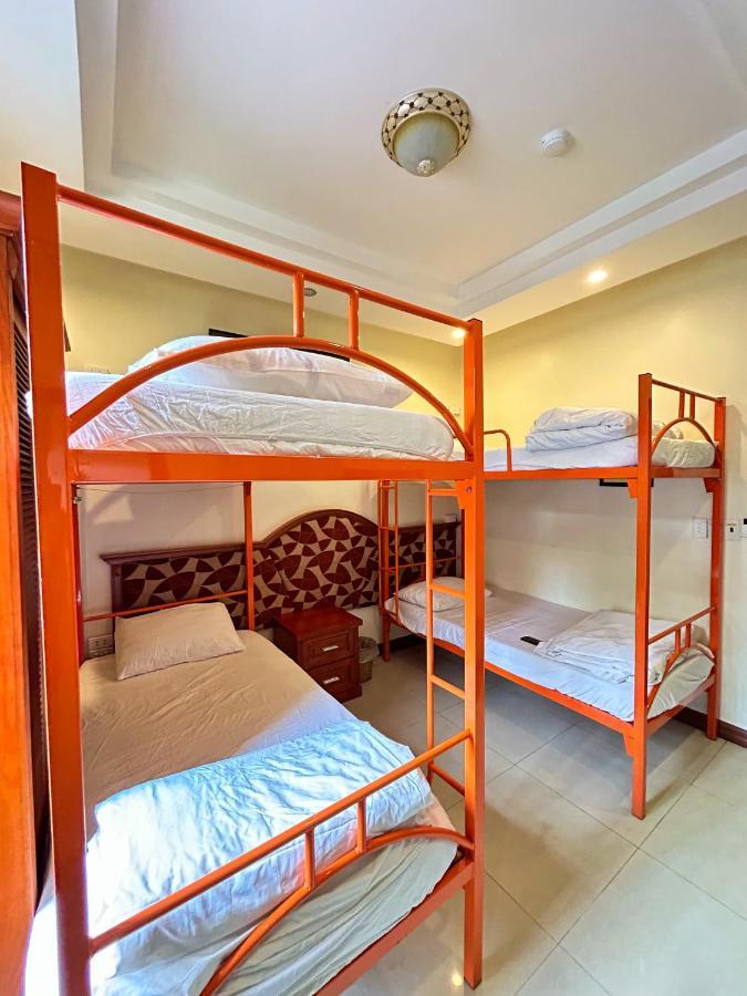 Ha Long Starlight Hostel エクステリア 写真